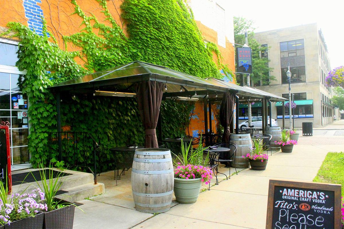 wine knot News Article